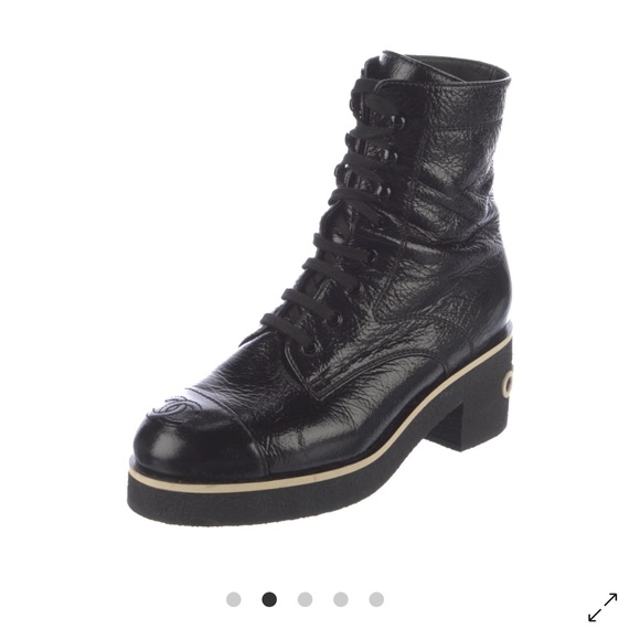 2021 Interlocking CC Logo Combat Boots
Women's Size: 39 1/2 - Picture 2 of 6